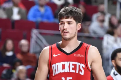 Warum Reed Sheppard in der ersten Runde die Rotation der.webp