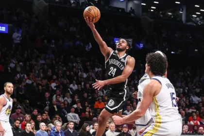DayRon Sharpe lobt Cam Thomas%E2%80%98 Elite Treffer bei seinem Rueckkehrer zu.webp