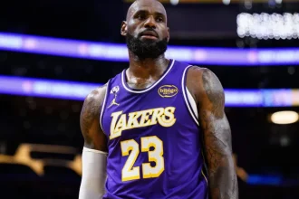 Die besten Momente von LeBron James%E2%80%98 Auftritt bei %E2%80%9EBob Does.webp
