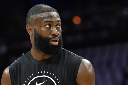 Laut einem Insider koennte die Verpflichtung von Jaylen Brown durch