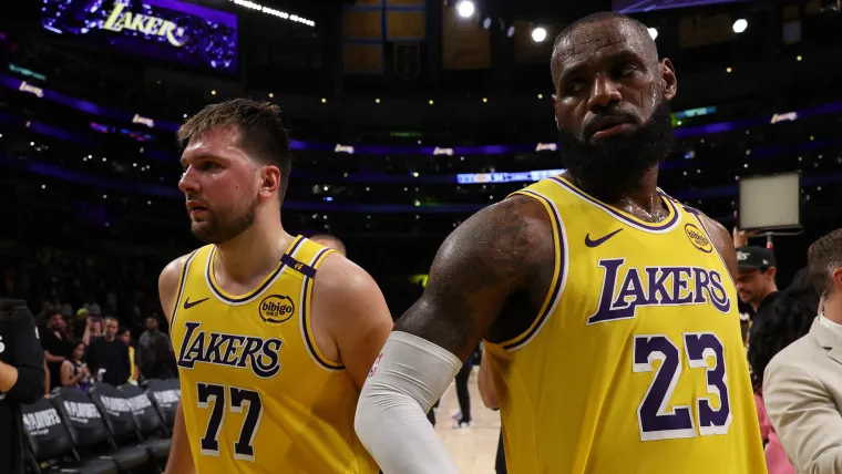 La idea comercial de los Lakers aterriza ex MVP en.webp
