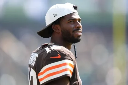 Dan Patrick dice que Dillon Gabriel supera a Shedeur Sanders.webp