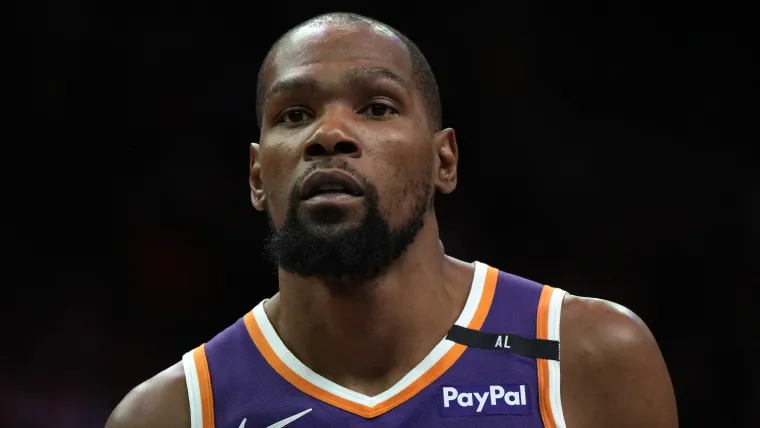 Kevin Durant recuerda haberse sentido chivo expiatorio despues de alejar.webp