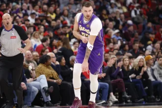 Jaylen Brown admite que vigila a Luka Doncic y a.webp