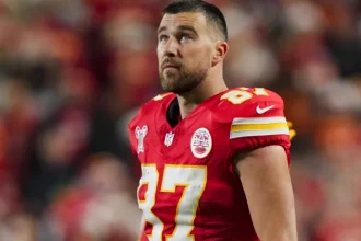 Por que los Chiefs firmaron a Travis Kelce con un.webp