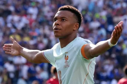 Como Kylian Mbappe puede lograr el record historico de goles