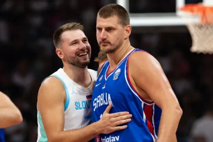 Los Lakers intercambian idea de emparejar a Luka Doncic con