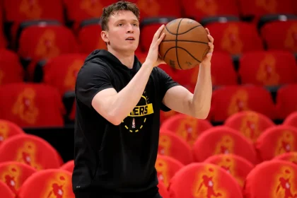 Se preve que los Lakers cambien a Dalton Knecht por