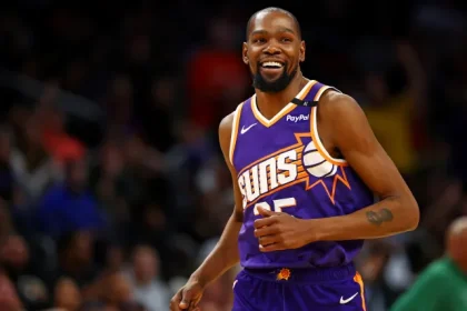 NBA sisapiirilainen vaittaa etta Suns on saattanut jo sopia Kevin Durant.webp