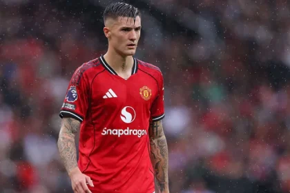 Man Unitedin ennustettu kokoonpano vs Everton Sesko ulos Mainoo epavarma.webp