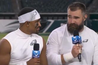Jason Kelce interroge sur la relation rumeur entre son frere