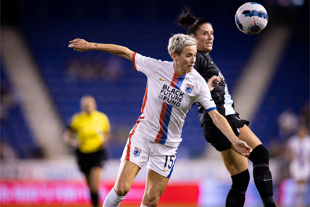 Megan Rapinoe #15 d'OL Reign et Ali Krieger #11 de NJ/NY Gotham FC