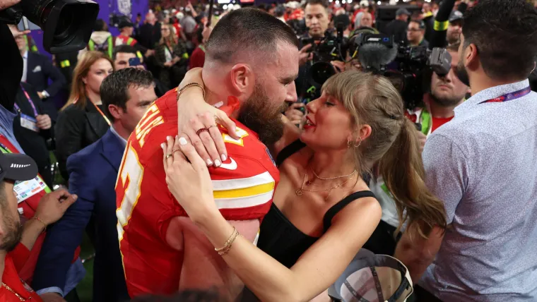 Travis Kelce, Taylor Swift Travis Kelce, Taylor Swift 02112024
