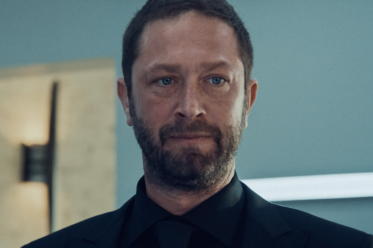 Ebon Moss-Bachrach dans le rôle de Richard « Richie » Jerimovich dans « The Bear »