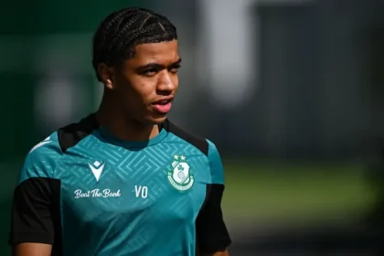 Arsenal a battu Rivals to Irish Star in Record Deal.webp