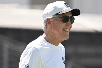 Raiders Practice Squad Tracker Chacun a signale la signature de.webp