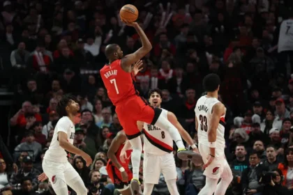 Rapport de mi saison des Rockets Houston se positionne comme.webp
