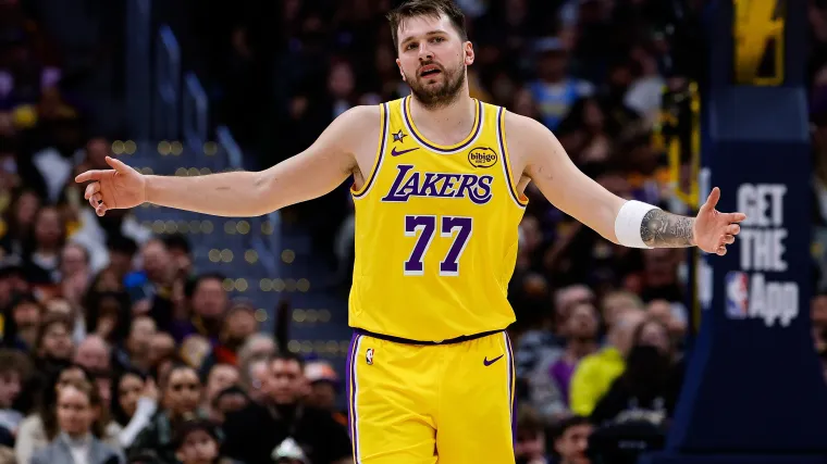 Les Lakers predisent dassocier Luka Doncic a Caleb Hightower lobjectif.webp