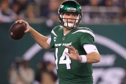 La dechirure 28 6 de Sam Darnold prepare le terrain pour