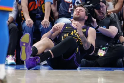 Les Lakers sont invites a echanger une menace defensive de