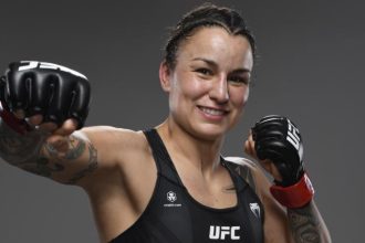Abbattere lintera undercard di UFC 297