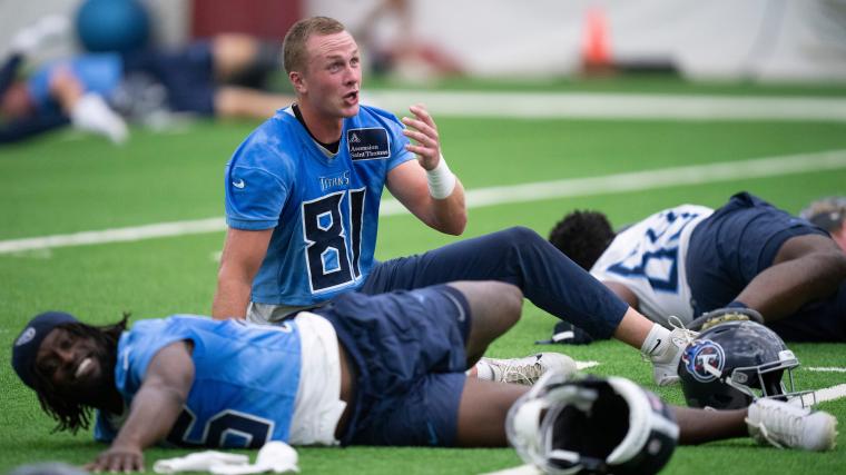 I Tennessee Titans assistono ad un altro acceso scambio di