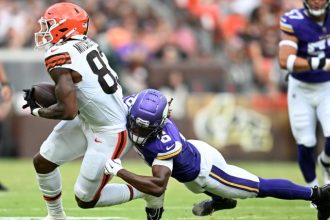 Lex prima scelta dei Minnesota Vikings brilla contro i Browns
