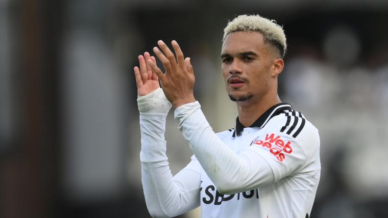 Manchester United targets US national team star for January defensive
