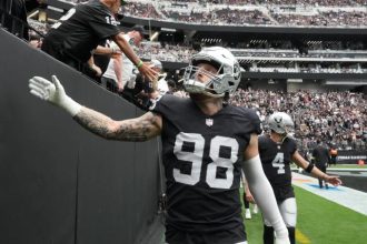 Mark Davis dei Raiders confermera Maxx Crosby Trade