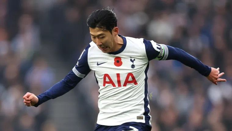 Eintracht Frankfurt contro Tottenham Lineups a partire da 11 Notizie.webp