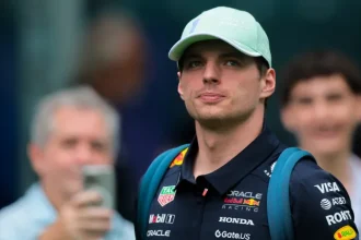 I superyacht dellelite di Formula 1 rubano lo spettacolo a.webp