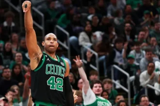 Agent Free Agent Big Men Warriors deve essere bersaglio in.webp