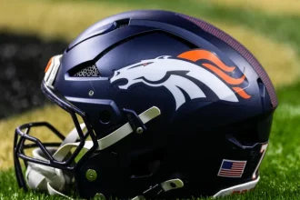 Denver Broncos Roster Cuts Tracker ogni mossa mentre la squadra.webp