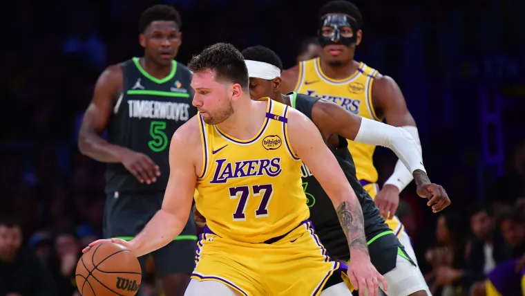 Blockbuster 3 Team Trade manda ai Lakers di 238 milioni.webp