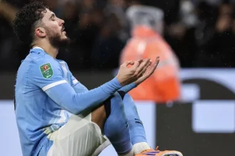Cherki e Foden danno a Guardiola la soluzione allo scenario.webp