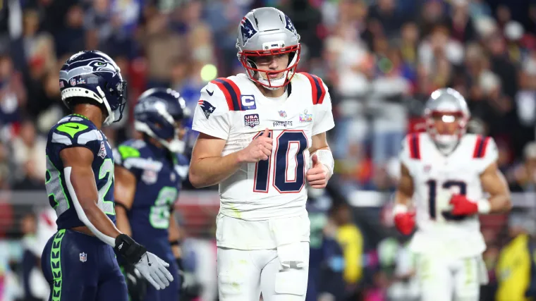 Drake Maye e il prossimo Dan Marino o Joe Burrow.webp