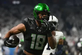 Gli Eagles aggiungono il sostituto di Dallas Goedert nel primo.webp