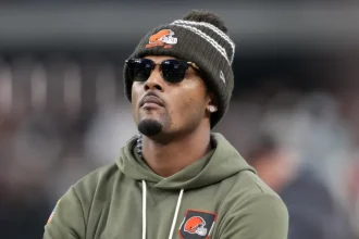 Il rapporto di Deshaun Watson Brown e una brutta notizia.webp