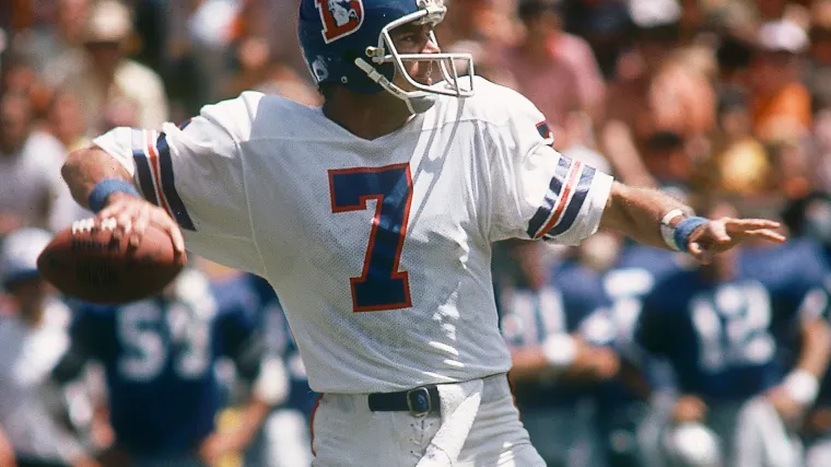Il primo QB del Super Bowl dei Broncos il membro