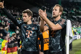 Bayern Munchen Doel Wit Rising Nigeria Ster als Harry Kane.webp