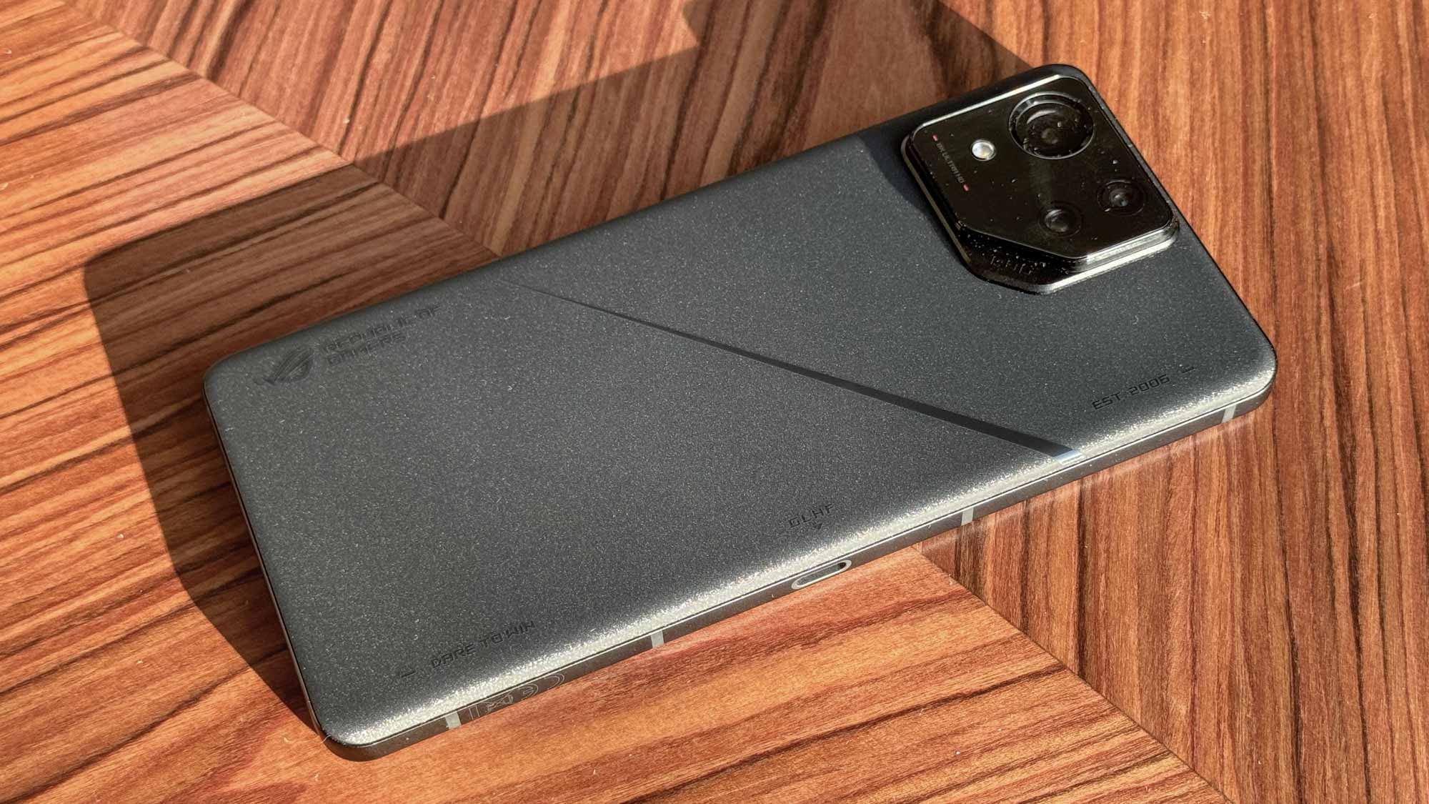 Asus ROG Phone 8 Pro w praktyce telefon do gier
