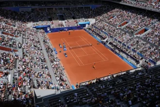 Poznaj nadawcow French Open TNT od Johna McEnroe do Andre.webp