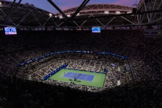 Ile kosztuja bilety na final kobiet w US Open 2025.webp