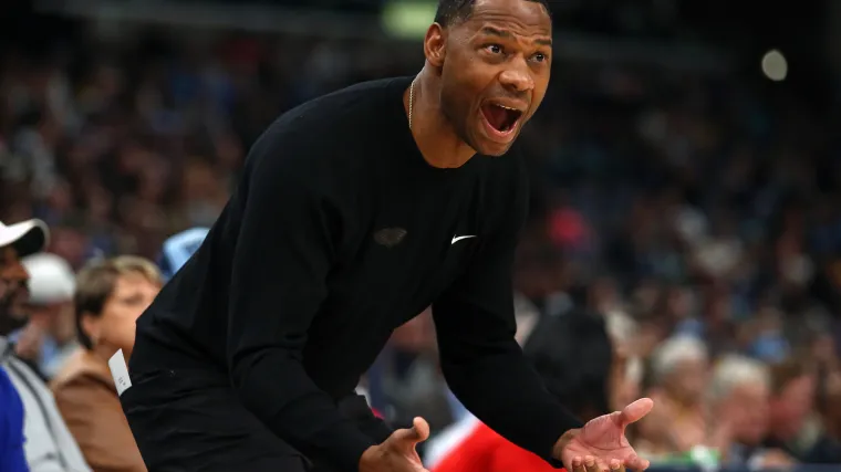 Pelikanie zwalniają Williego Greena z stanowiska głównego trenera M. Kaskey-Blomaina