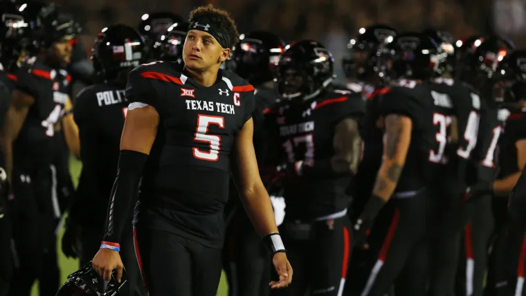 Qual QB restante da NFL teve a melhor carreira universitaria.webp
