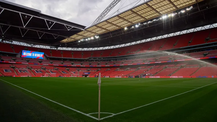 O Estádio de Wembley, em Londres, não será utilizado durante a janela internacional de janeiro, uma vez que a UEFA não tem jogos agendados. Estádio de Wembley vazio Inglaterra 012622