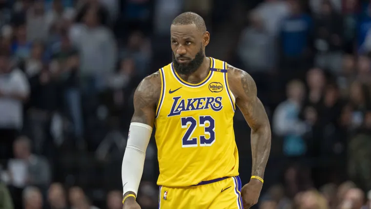 A estrela do Lakers LeBron James nao se aposentara ate.webp
