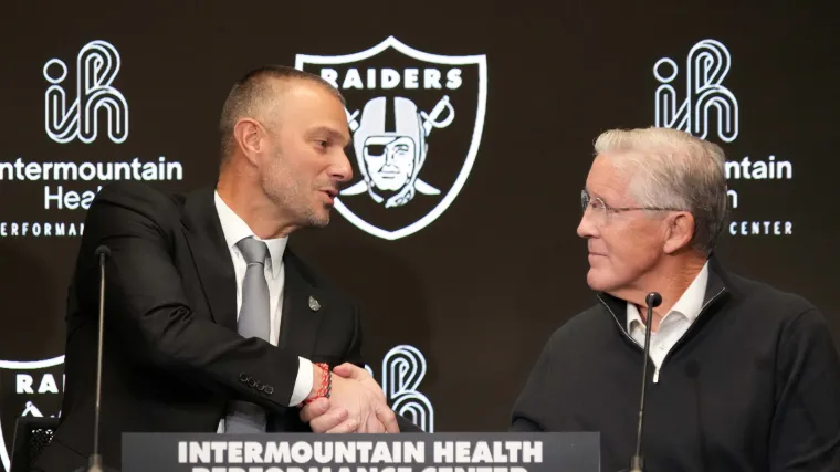Raiders quebrou o coracao de Rams e 49ers com 3.webp