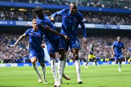 Real Betis vs Chelsea Lineups Final da UEFA Conference League.webp