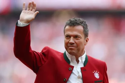 Lothar Matthaus rotula o Bayern de Munique como um dos.webp